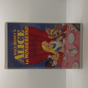 Walt Disney Alice in Wonderland VHS Tape